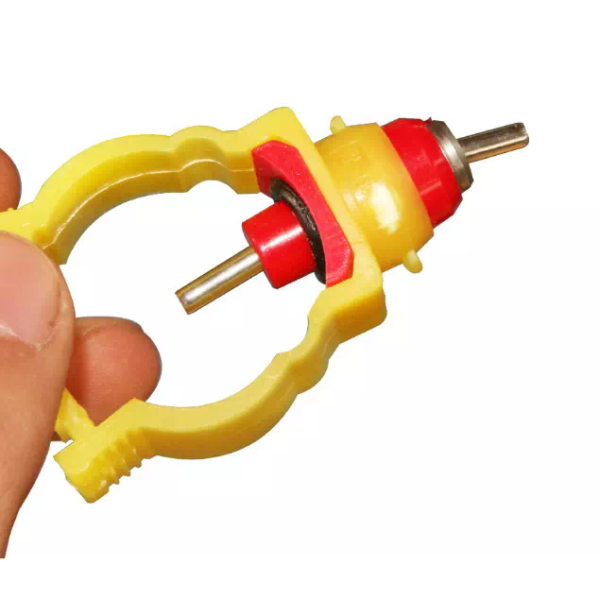 Nipple drinker for chicken farm