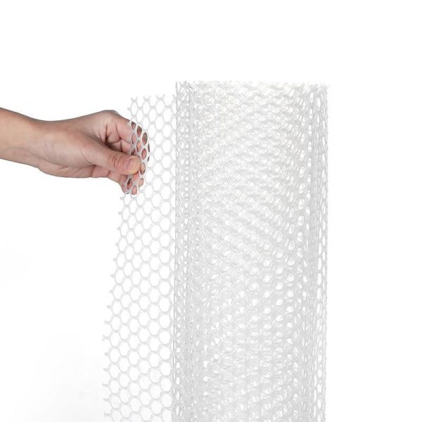 Plastic flat breeding mesh net for poultry